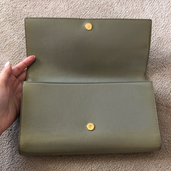 Ysl Belle Du Jour Clutch - Picture 3 of 6